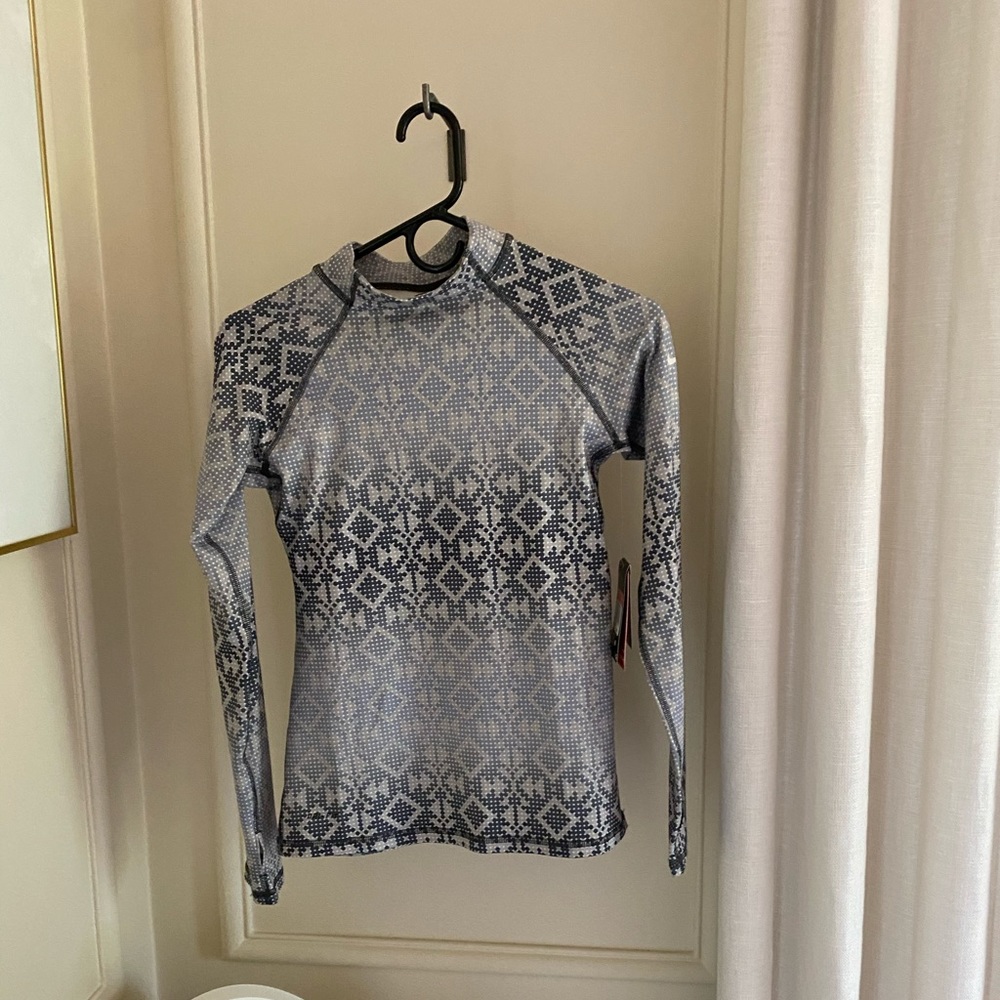 Nike Girls Hyperwarm Dri-Fit Shirt (L)